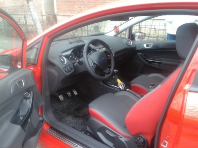 Interior_mic.jpg