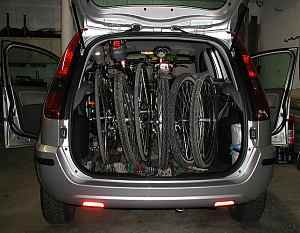 bh_3bikes_hinten.jpg