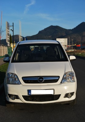 DSC_0365.JPG (214.37 KiB) Vizualizat de 1014 ori DSC_0365.JPG