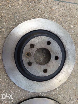 61383602_2_1000x700_discuri-frana-spate-ford-mondeo-dupa-2008-fotografii.jpg (55.65 KiB) Vizualizat de 5225 ori 61383602_2_1000x700_discuri-frana-spate-ford-mondeo-dupa-2008-fotografii.jpg