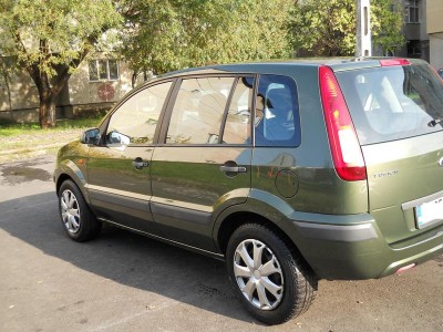 DSCN4397.jpg (156.14 KiB) Vizualizat de 992 ori DSCN4397.jpg