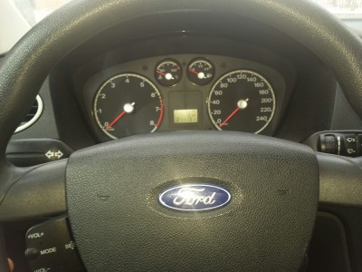 Instrumente bord.jpg (256.94 KiB) Vizualizat de 1846 ori Instrumente bord.jpg