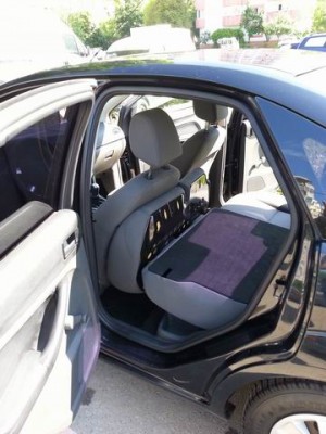 Resize of Ford_BanchetaRabatabila2.jpg (44.67 KiB) Vizualizat de 1597 ori Resize of Ford_BanchetaRabatabila2.jpg
