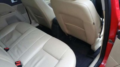 122176654_6_644x461_interior-ford-mondeo-piele-crem-perforata-incalzire-ventilatie-.jpg (17.13 KiB) Vizualizat de 1355 ori 122176654_6_644x461_interior-ford-mondeo-piele-crem-perforata-incalzire-ventilatie-.jpg