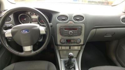 122252362_6_1000x700_ford-focus-break-072010-_rev001.jpg (73.81 KiB) Vizualizat de 1140 ori 122252362_6_1000x700_ford-focus-break-072010-_rev001.jpg