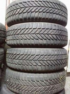 125445966_3_644x461_175-65-14-m-s-roti-de-iarna-ford-fiesta-dot-2714-autoturisme_rev004.jpg (156.71 KiB) Vizualizat de 542 ori 125445966_3_644x461_175-65-14-m-s-roti-de-iarna-ford-fiesta-dot-2714-autoturisme_rev004.jpg
