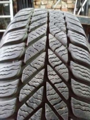 125445966_2_644x461_175-65-14-m-s-roti-de-iarna-ford-fiesta-dot-2714-fotografii_rev004.jpg