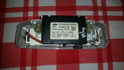 84284994_4_1000x700_plafoniera-cu-senzori-de-alarma-ford-mondeo-focus-kuga-fiesta-auto-moto-si-ambarcatiuni.jpg