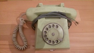 telefon.jpg