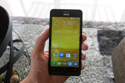 Asus-ZenFone-5.jpg (96.36 KiB) Vizualizat de 1364 ori Asus-ZenFone-5.jpg