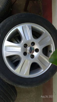 Jante Mondeo (1).jpg (113.46 KiB) Vizualizat de 1472 ori Jante Mondeo (1).jpg