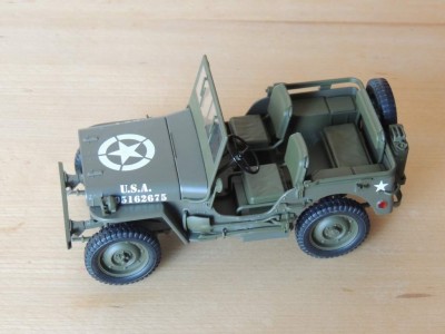 Jeep_Willys_MB_(US_Army)_(Welly_1_18).jpg