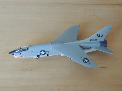 RF-8G_Crusader_(Ventura_Hasegawa_&_Euro_Techmod_1_72).jpg