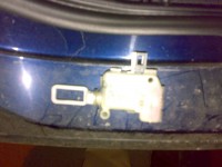 Inchidere portbagaj Mondeo (Copy).jpg