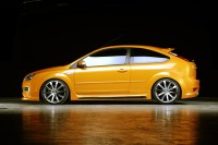 FordFocus2_Sideskirts.jpg