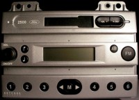 Ford_2500_silver_Fiesta_.jpg