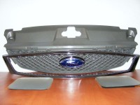 grila cromata mondeo.JPG