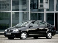 Volkswagen-Polo_Sedan_2003_800x600_wallpaper_03.jpg