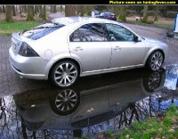 pics-med-16056-330989-this-is-my-st220-with-some-tuningparts-but-don-t-worry-more-coming.jpg