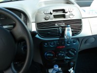 01-interior.jpg