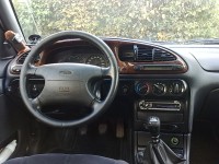 ford mondeo.jpg