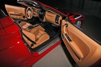 2009-Inden-Design-Ferrari-F430-Spider-Interior-Picture-588x392.jpg