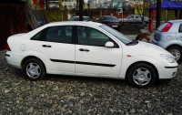 Ford_Focus_berlina_6.JPG (78.63 KiB) Vizualizat de 95 ori Ford_Focus_berlina_6.JPG