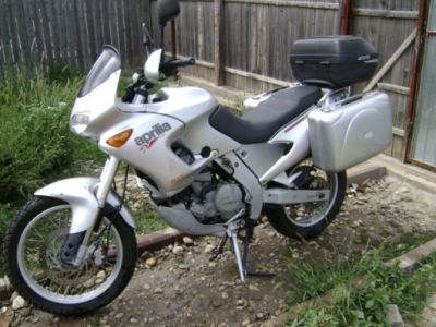 moto1-mic.jpg