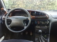 ford mondeo.jpg