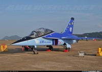 Hongdu_L-15_1.jpg