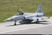 F-5E_Tiger_II_04.jpg