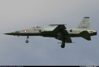 F-5E_Tiger_II_16.jpg