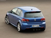 Volkswagen-Golf_R_2010_800x600_wallpaper_1d.jpg