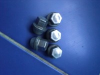 Piulite roata.jpg (26.87 KiB) Vizualizat de 74 ori Piulite roata.jpg