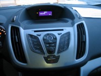C-Max_consola.jpg